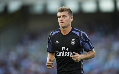 熊猫体育热评-B席又送精准传球