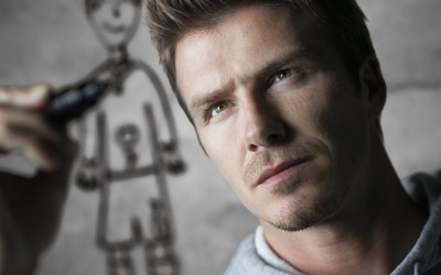 熊猫体育-J罗收藏球鞋展览