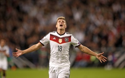 熊猫体育-凯西更衣室播放他的专属歌曲